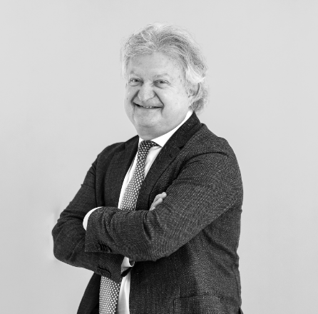 风险久久久久久亚洲精品影院