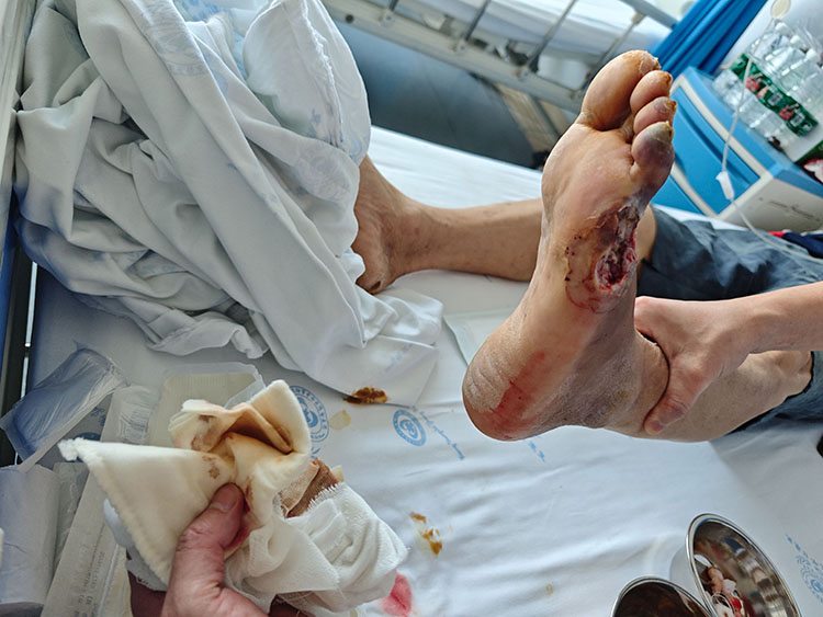 风险久久久久久亚洲精品影院