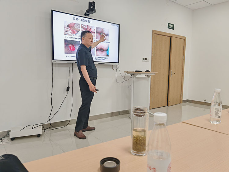 风险久久久久久亚洲精品影院