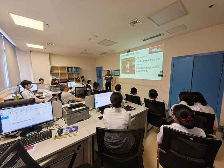 风险久久久久久亚洲精品影院