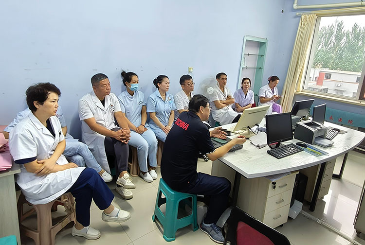 风险久久久久久亚洲精品影院