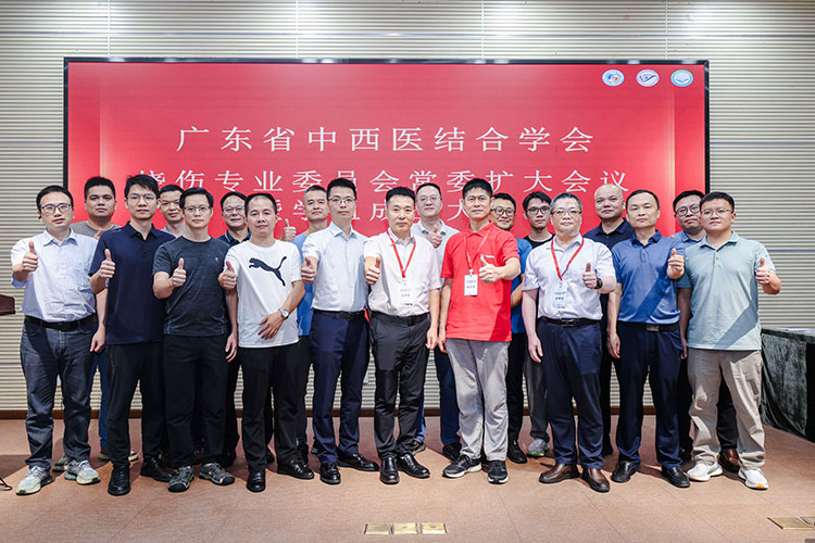 风险久久久久久亚洲精品影院