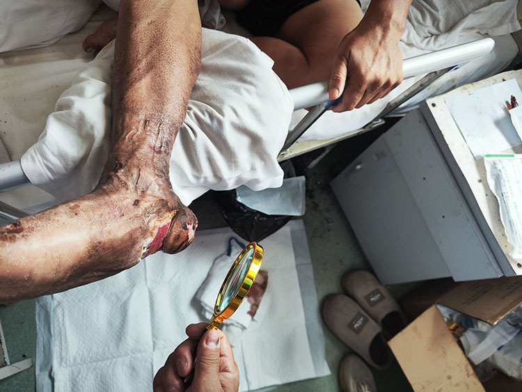 风险久久久久久亚洲精品影院