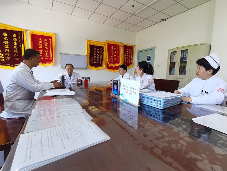 风险久久久久久亚洲精品影院