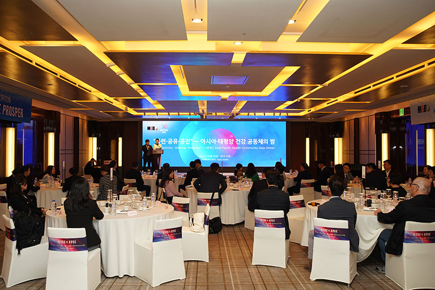 风险久久久久久亚洲精品影院