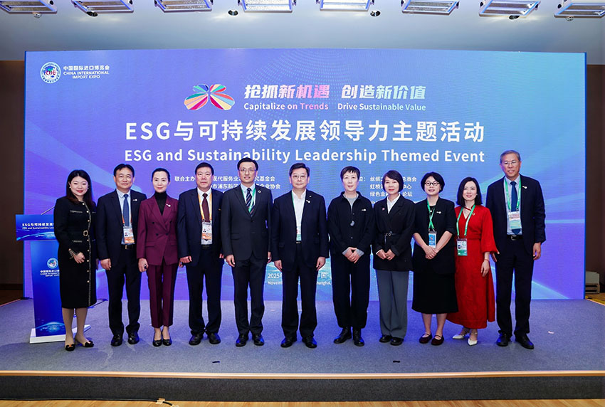 风险久久久久久亚洲精品影院