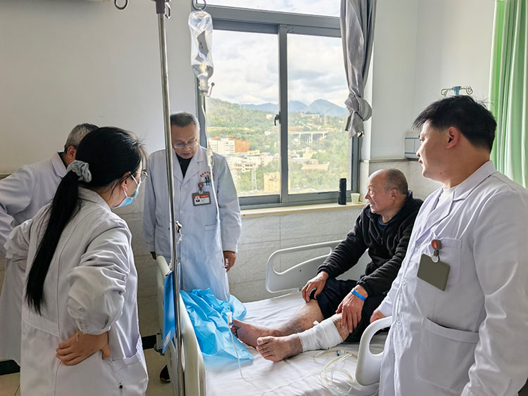 风险久久久久久亚洲精品影院