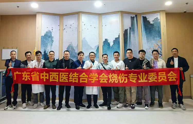 风险久久久久久亚洲精品影院