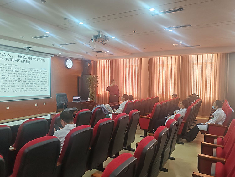 风险久久久久久亚洲精品影院