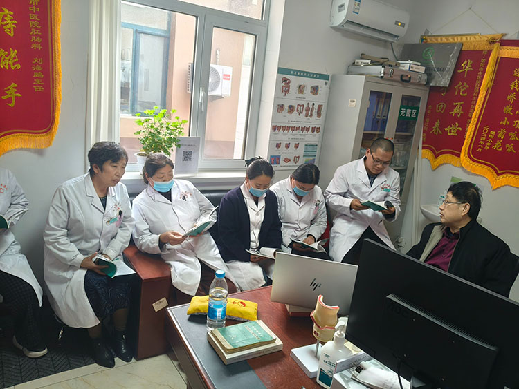 风险久久久久久亚洲精品影院