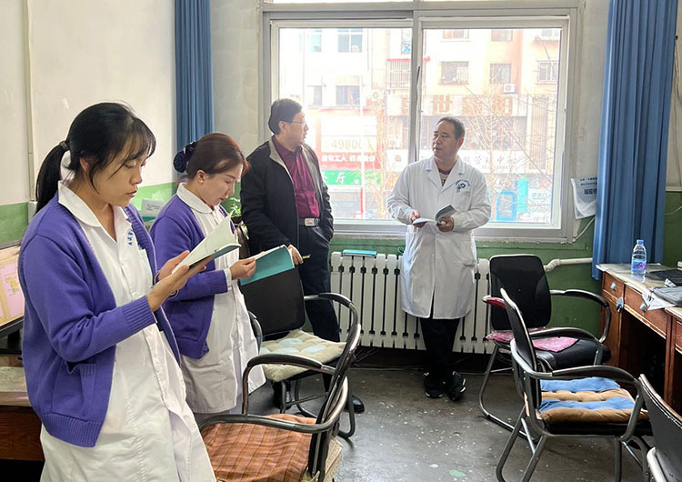 风险久久久久久亚洲精品影院