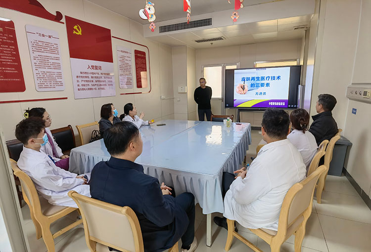 风险久久久久久亚洲精品影院