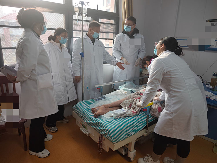 风险久久久久久亚洲精品影院