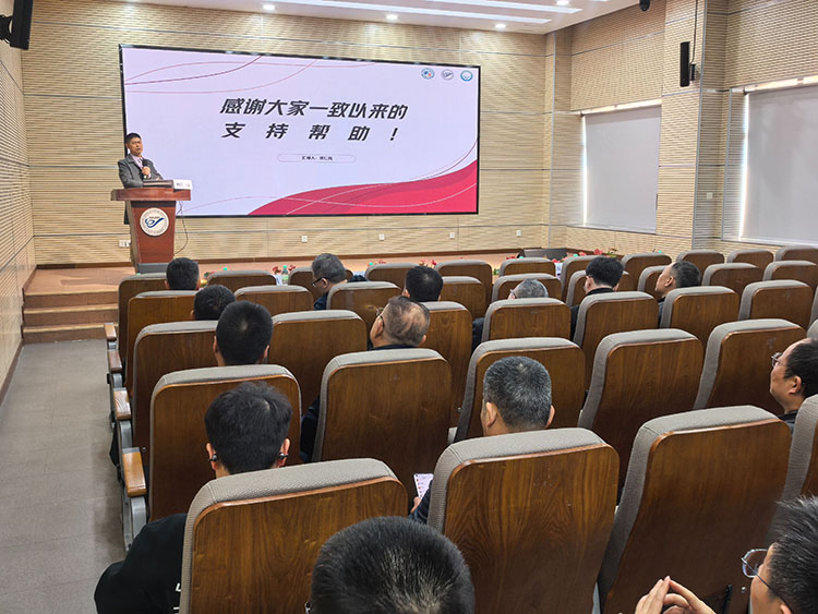 风险久久久久久亚洲精品影院