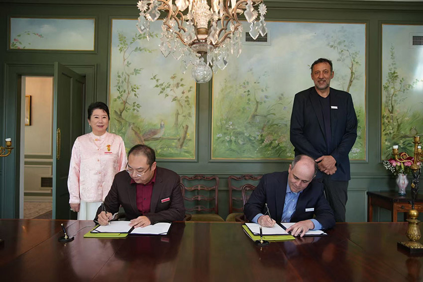 风险久久久久久亚洲精品影院