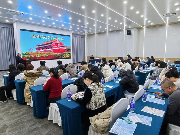 风险久久久久久亚洲精品影院