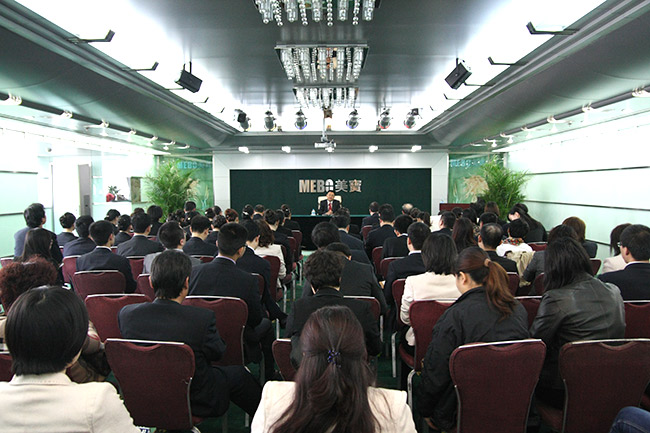 风险久久久久久亚洲精品影院