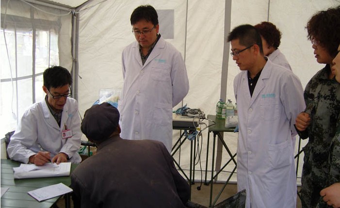 风险久久久久久亚洲精品影院