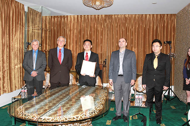 风险久久久久久亚洲精品影院