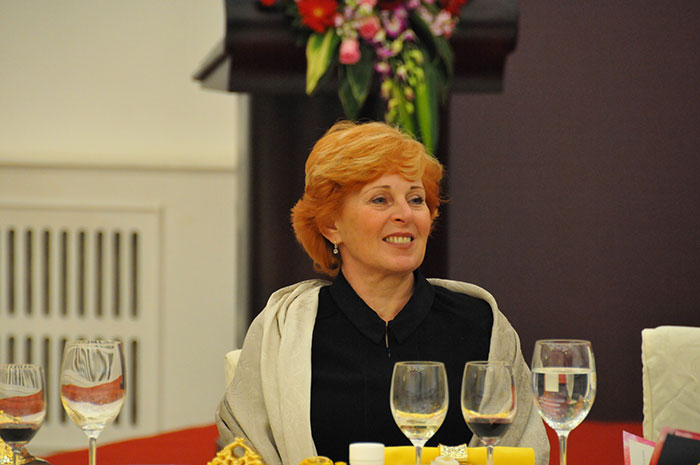 风险久久久久久亚洲精品影院