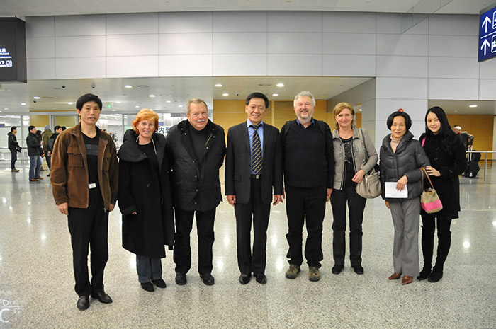 风险久久久久久亚洲精品影院