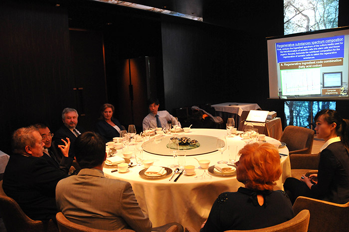 风险久久久久久亚洲精品影院