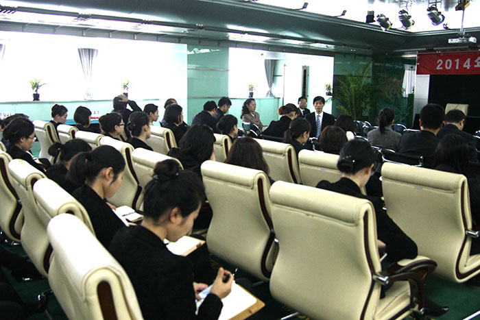 风险久久久久久亚洲精品影院