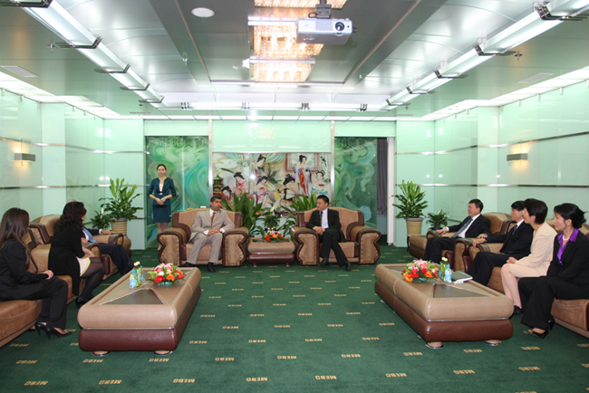 风险久久久久久亚洲精品影院