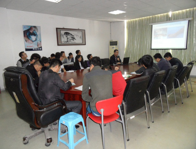 风险久久久久久亚洲精品影院