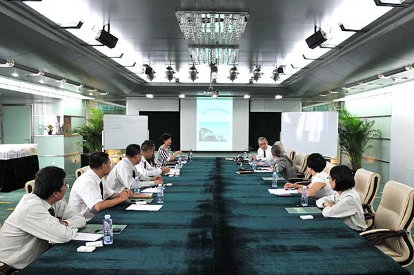 风险久久久久久亚洲精品影院