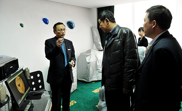 风险久久久久久亚洲精品影院