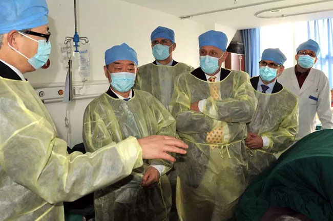 风险久久久久久亚洲精品影院