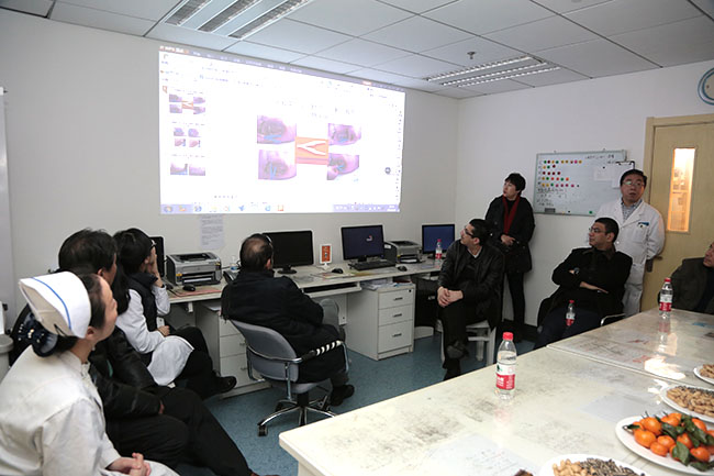 风险久久久久久亚洲精品影院