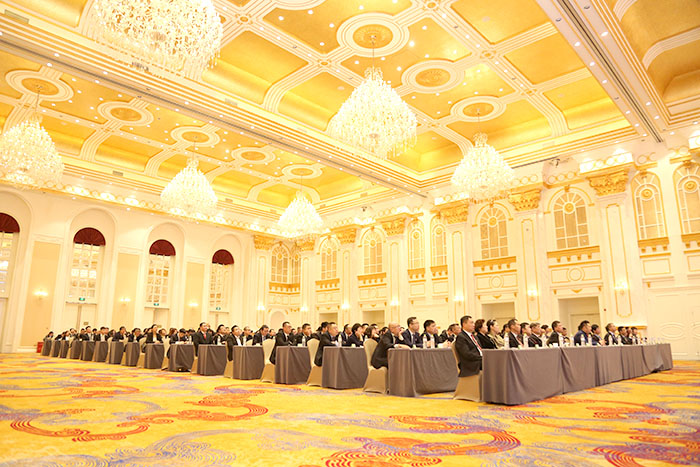 风险久久久久久亚洲精品影院