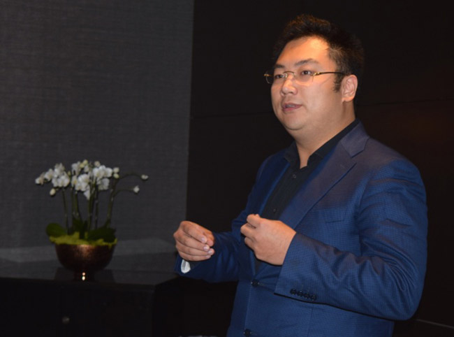 风险久久久久久亚洲精品影院